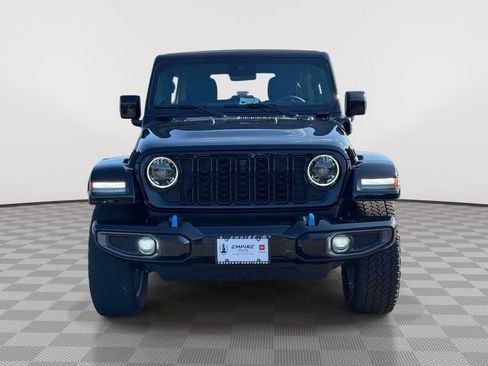Used 2024 Jeep Wrangler High Altitude AWD/4WD image 2