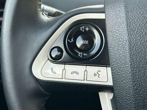 Used 2019 Toyota Prius Prime Premium image 28