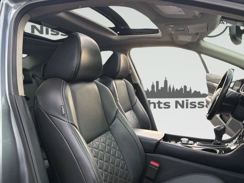 Used 2019 Nissan Maxima Platinum w/ Sport Mat Group FWD image 29