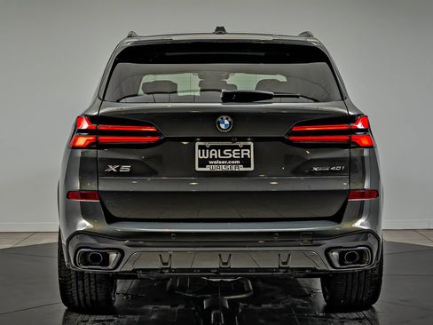 New 2026 BMW X5 xDrive40i w/ M Sport Package AWD/4WD image 6