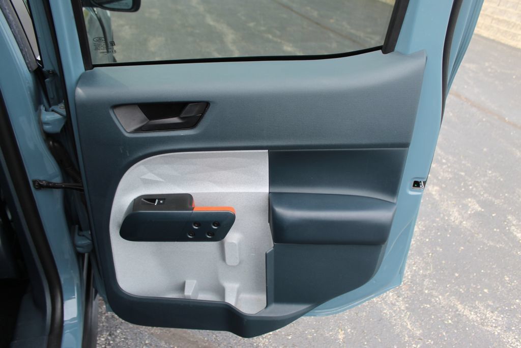 Used 2023 Ford Maverick XLT FWD image 13