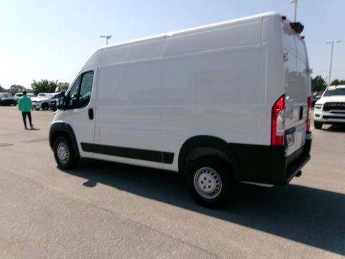 New 2026 RAM ProMaster 2500 FWD image 3