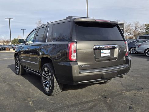 Used 2019 GMC Yukon Denali w/ Denali Ultimate Package image 4