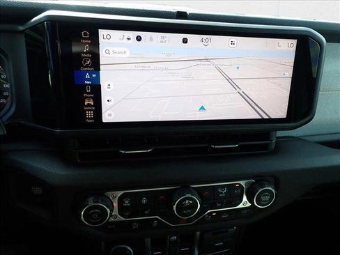 New 2025 Jeep Gladiator Willys image 14