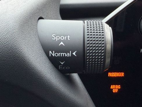 New 2026 Lexus UX 300h AWD image 33