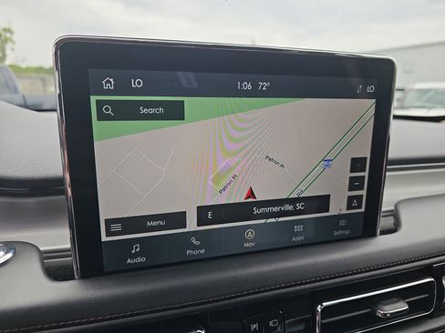Used 2023 Lincoln Aviator AWD w/ Premium Package image 18