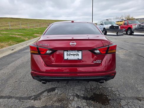 Used 2024 Nissan Altima 2.5 SR image 5