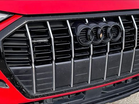 Used 2019 Audi Q3 2.0T Premium image 27