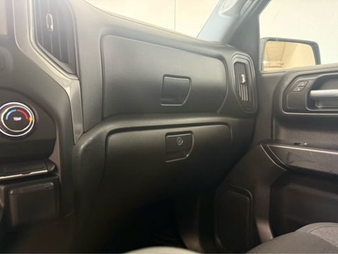Used 2022 Chevrolet Silverado 1500 Custom w/ Safety Confidence Package AWD/4WD image 19