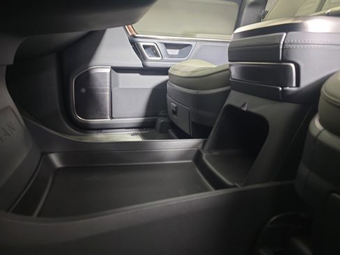 Used 2023 Rivian R1S Adventure image 33