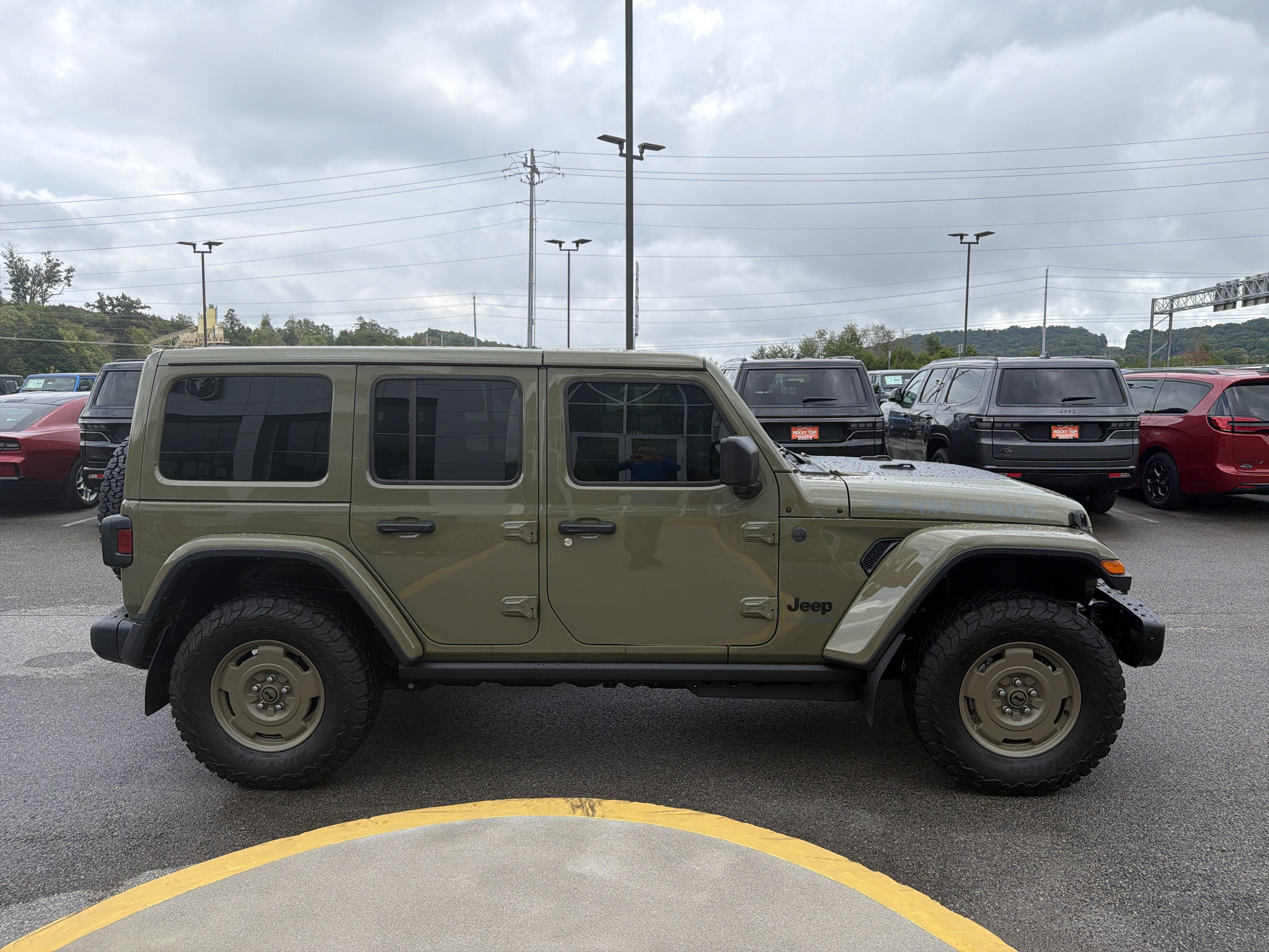 Used 2026 Jeep Wrangler Unlimited Sport AWD/4WD image 7