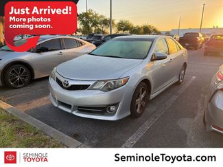 Used 2014 Toyota Camry SE w/ Fleet Convenience Package video 1