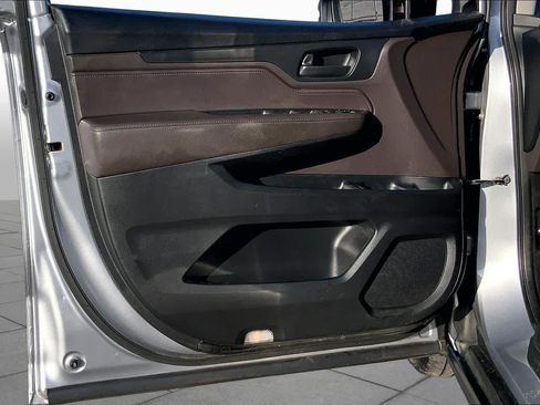 Used 2019 Honda Odyssey EX image 21