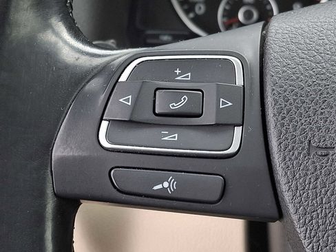 Used 2012 Volkswagen Tiguan SEL image 19