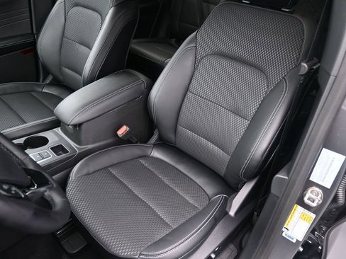 New 2024 Ford Escape SE FWD image 22