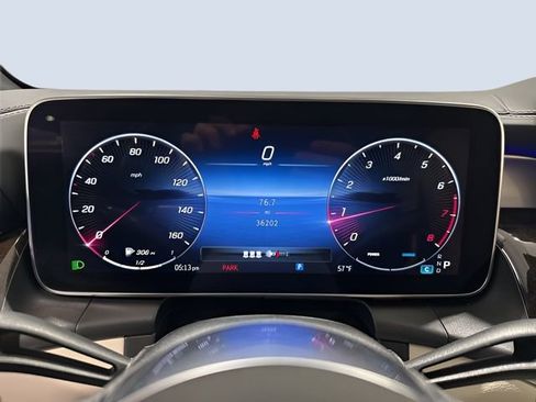 Used 2023 Mercedes-Benz GLC 300 4MATIC image 20