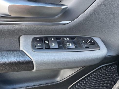 Used 2020 RAM 1500 Big Horn image 15