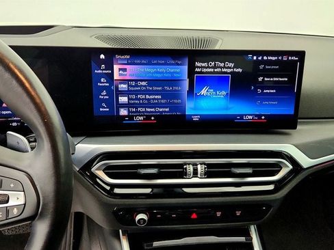 Used 2023 BMW 330i xDrive Sedan w/ Premium Package AWD/4WD image 18