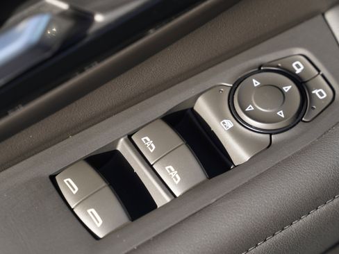 New 2025 Chevrolet Tahoe LS AWD/4WD image 17