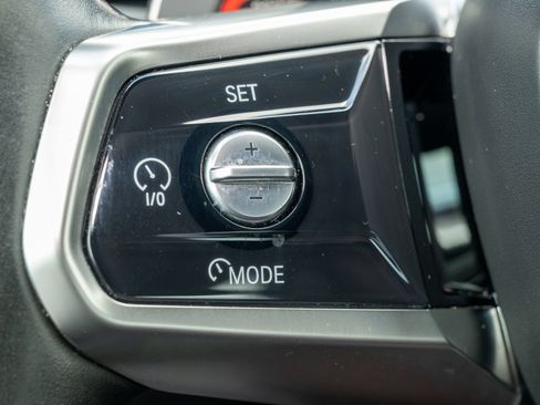 Used 2023 BMW 740i w/ Parking Assistance Package RWD image 43