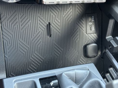 Used 2025 Toyota 4Runner SR5 image 29