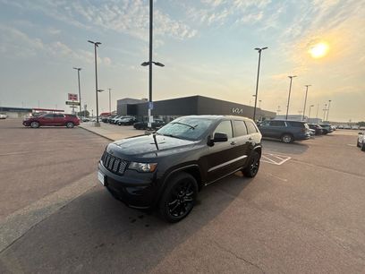 Used 2022 Jeep Grand Cherokee Laredo X