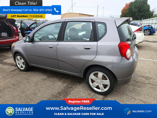 Used 2011 Chevrolet Aveo5 LT FWD image 3