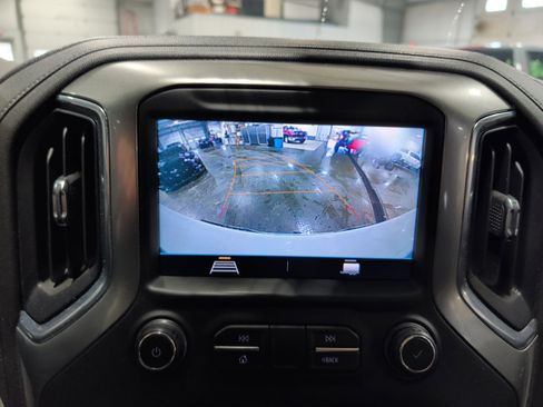 Used 2021 Chevrolet Silverado 1500 RST image 12