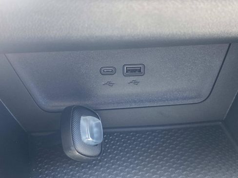 Used 2026 Chevrolet Equinox LT w/ LPO, Floor Liner Package FWD image 24