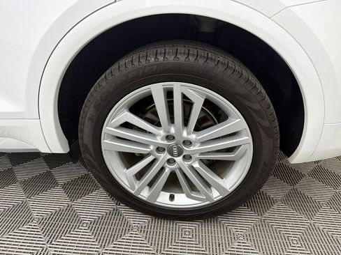 Used 2018 Audi Q5 2.0T Premium Plus w/ Premium Plus Package image 22