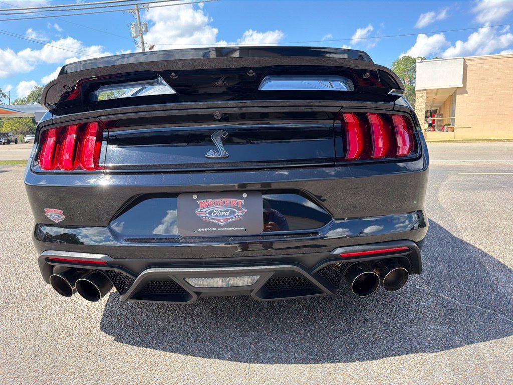 Used 2021 Ford Mustang Shelby GT500 w/ Technology Package RWD image 6