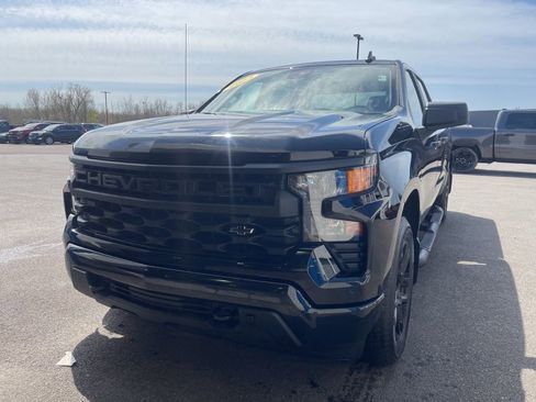 Used 2024 Chevrolet Silverado 1500 Custom AWD/4WD image 3