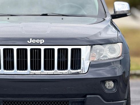 Used 2013 Jeep Grand Cherokee Limited image 11