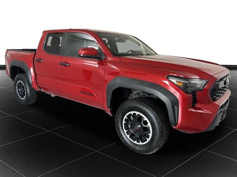Used 2024 Toyota Tacoma TRD Off-Road AWD/4WD image 7