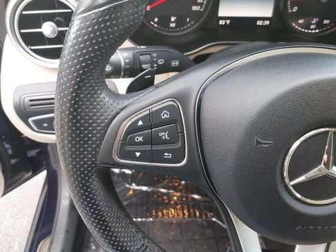 Used 2017 Mercedes-Benz GLC 300 4MATIC image 25