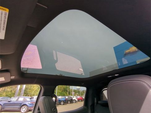 New 2026 Chevrolet Silverado EV LT w/ Premium Package image 18