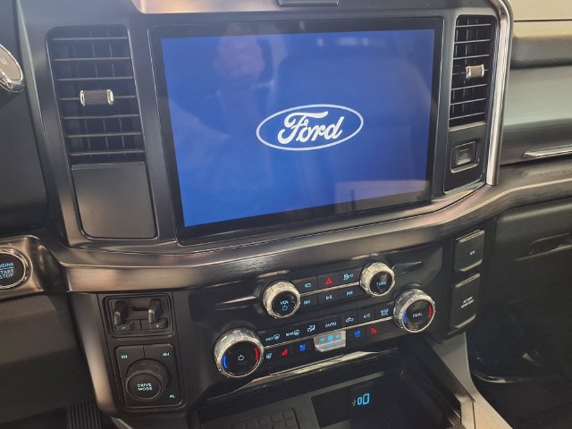 Used 2026 Ford F250 Lariat AWD/4WD image 12