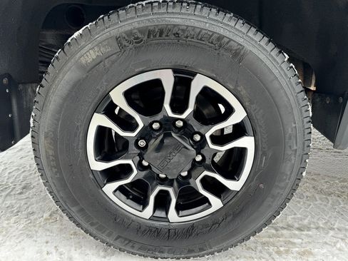 Used 2020 GMC Sierra 2500 SLE image 44