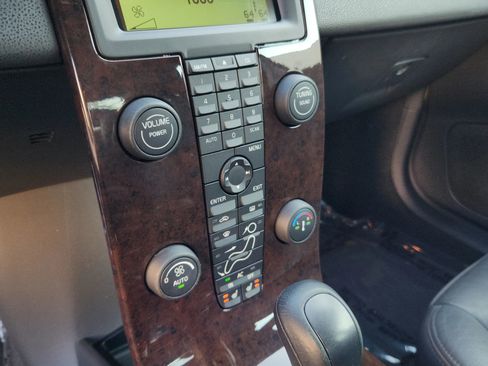 Used 2005 Volvo S40 2.4i image 11