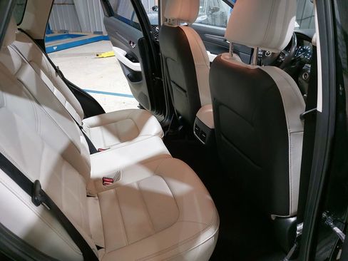 Used 2023 MAZDA CX-5 AWD 2.5 S w/ Premium Package image 11