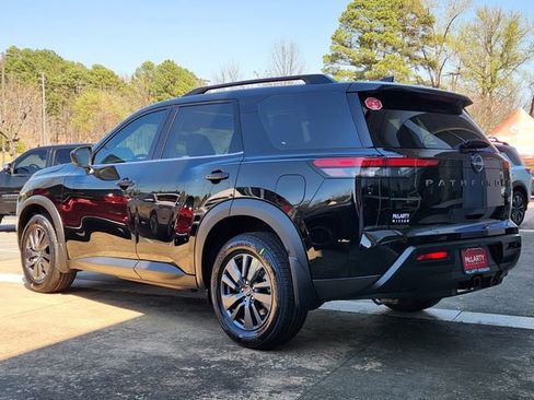 New 2026 Nissan Pathfinder SV AWD/4WD image 7