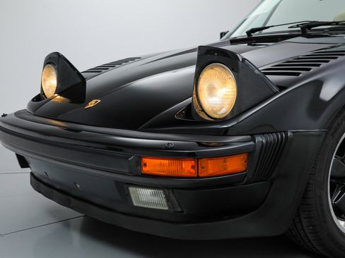 Used 1989 Porsche 911 Turbo RWD image 32