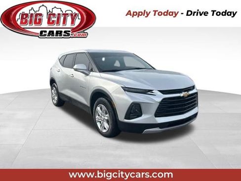 Used 2022 Chevrolet Blazer LT image 1