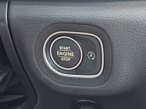 Certified 2025 Mercedes-Benz GLE 450 4MATIC image 22