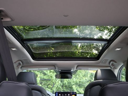 Used 2025 Acura MDX FWD w/ Technology Package image 62