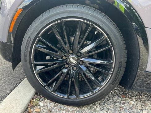 Used 2024 Cadillac Lyriq Luxury AWD/4WD image 15