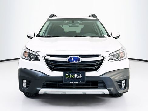 Used 2020 Subaru Outback Limited w/ Popular Package #2 AWD/4WD image 2