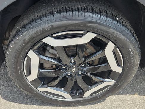 Used 2024 Kia Telluride S w/ S Sunroof Package AWD/4WD image 9
