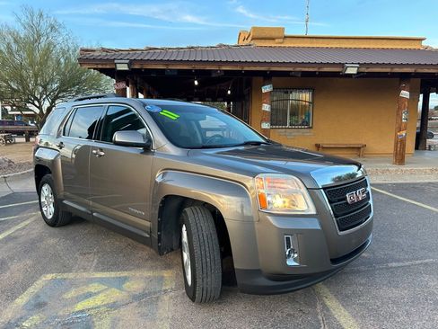 Used 2011 GMC Terrain SLE image 7
