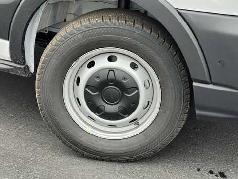 New 2026 Ford Transit 250 148 Medium Roof w/ Load Area Protection Package image 9